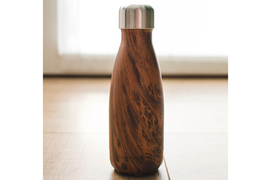 botella de madera